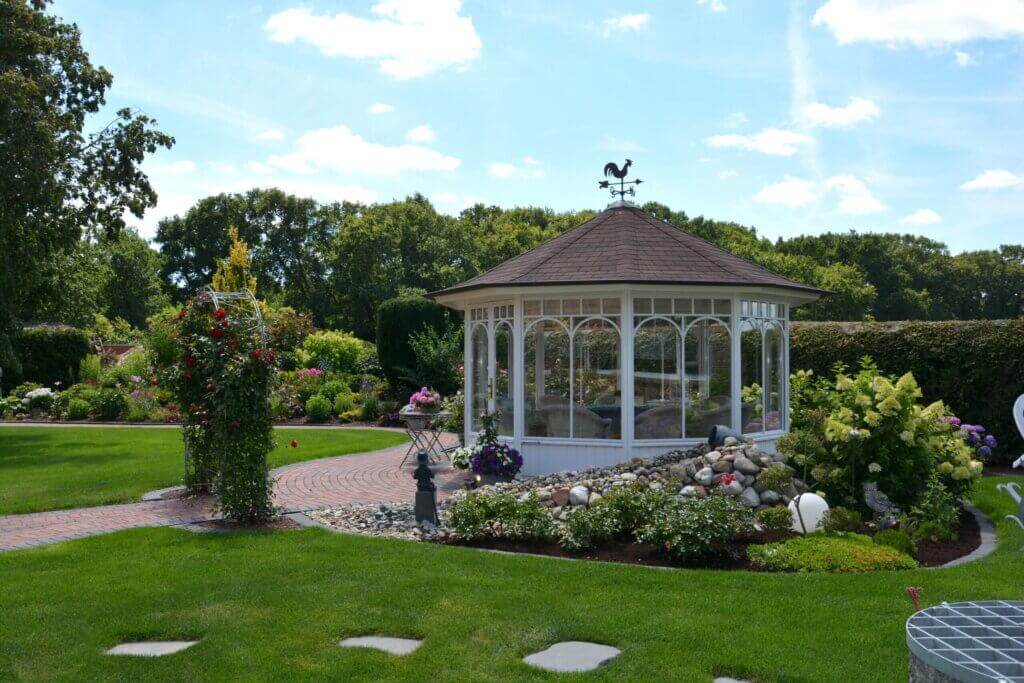 Pavillon im Landhausstil